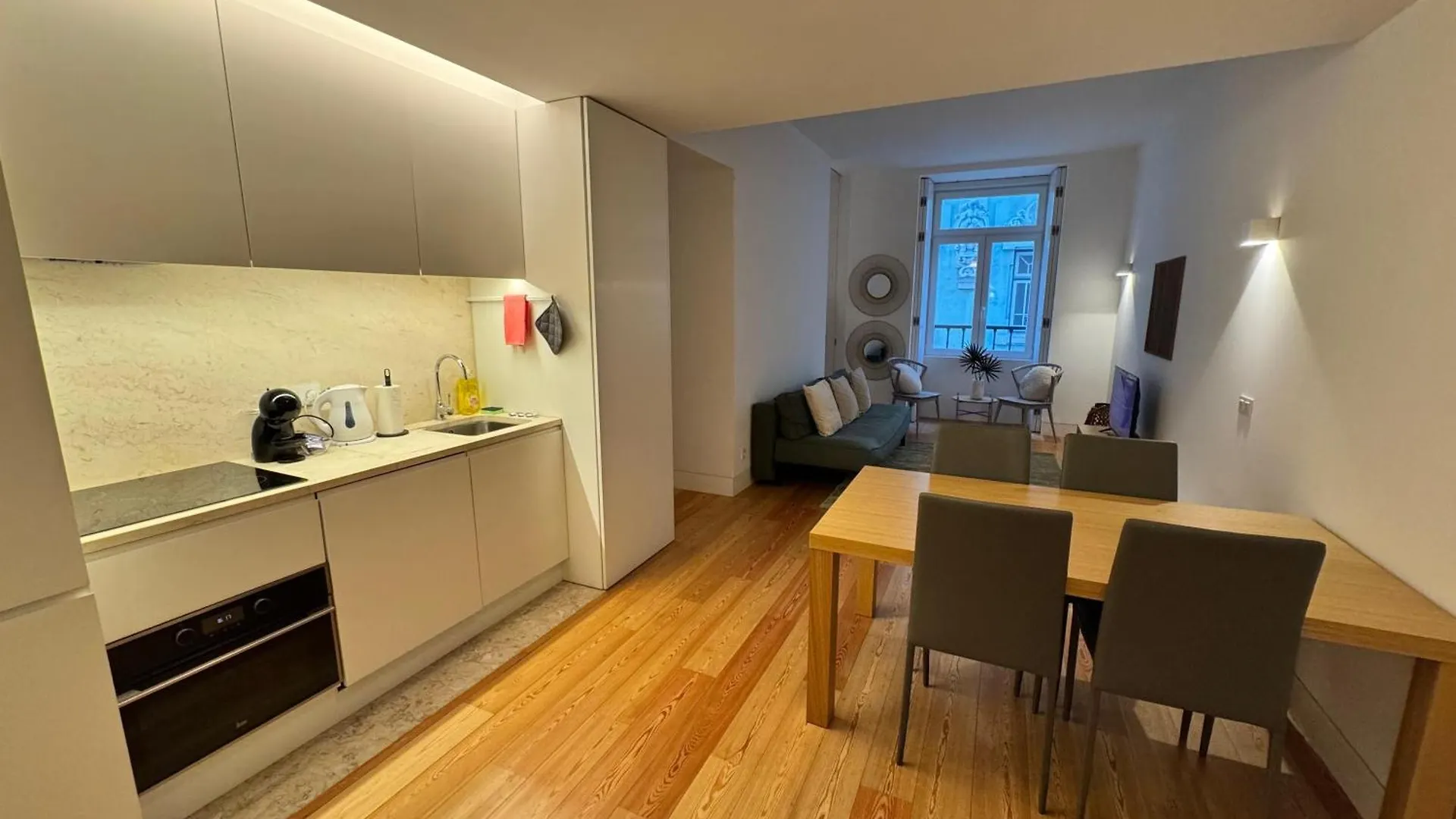 Rua Do Crucifixo Cozy 1 Bedroom 2D Lisboa 0*,  Portugal